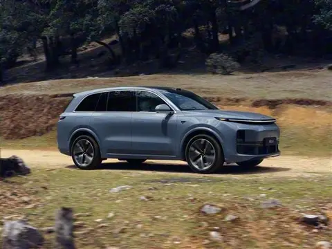 2025 车市核心关键词，决定你买什么车